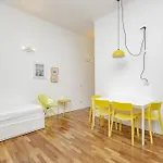 Xenia - Cozy Luminous Flat Near Navigli アパート