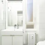 Xenia - Cozy Luminous Flat Near Navigli アパート *