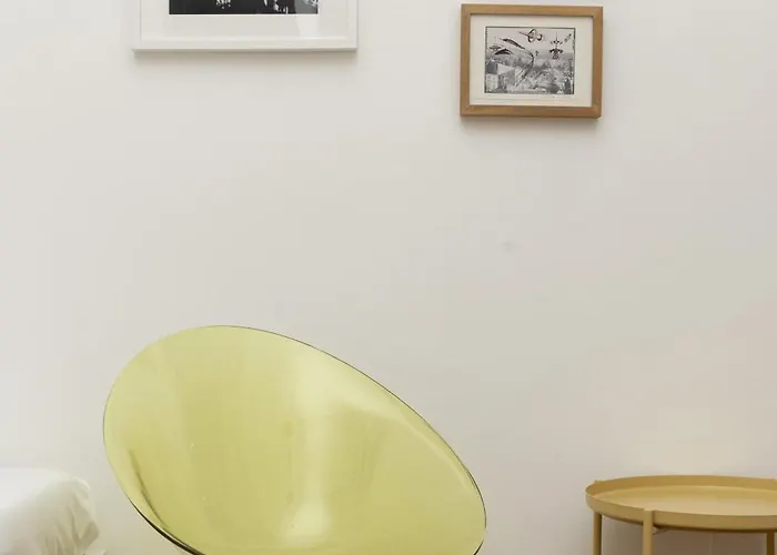 Xenia - Cozy Luminous Flat Near Navigli Milano