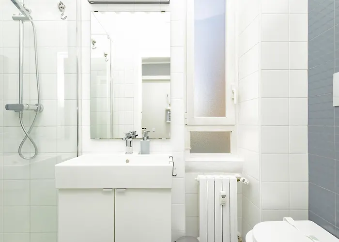 Xenia - Cozy Luminous Flat Near Navigli Daire *